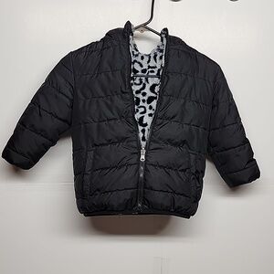 Reversible puffer jacket. Soft and puffy.  Sz 4-6 kids.  Super cute & trendy.